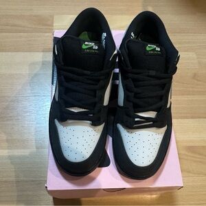 Nike SB Dunk Low Pro x Jeff Staple Panda Pigeon 2019 limited